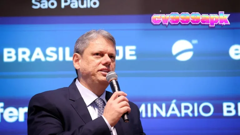 Pemandangan kota São Paulo yang melambangkan pusat diskusi kebijakan publik di Brasil.